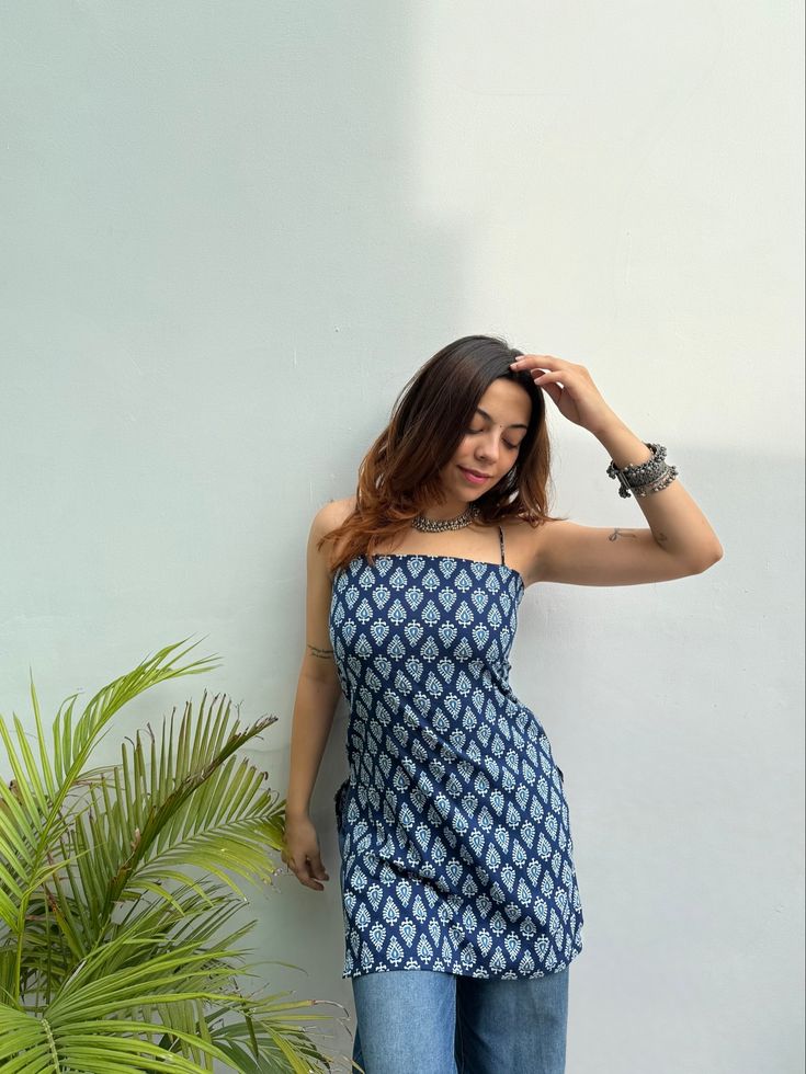 Chic Floral Kurti β Effortlessly Stylish