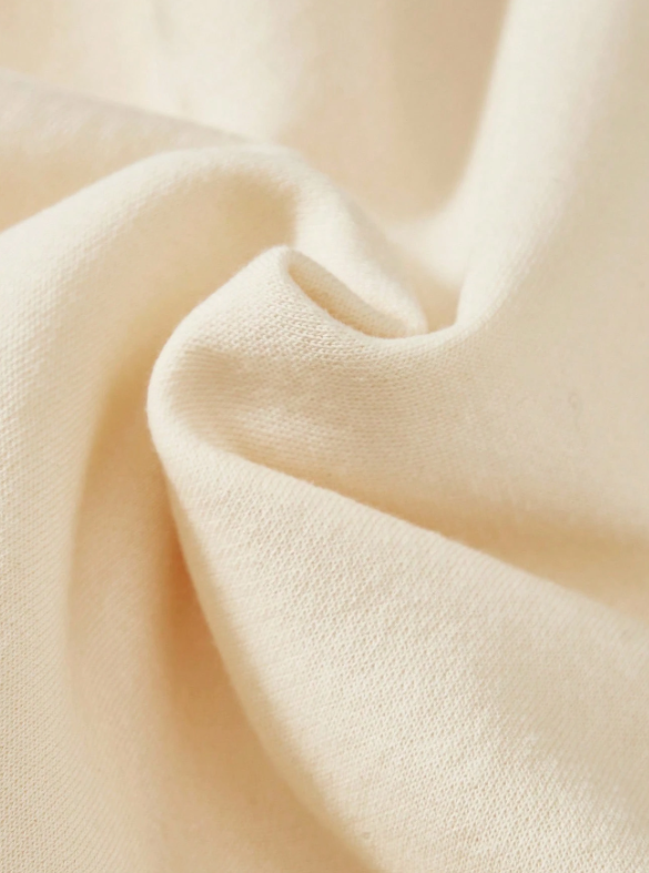 Merry Christmas Leopard Tree Sweatshirt – Cozy Holiday Pullover with Glitter & Bow Design