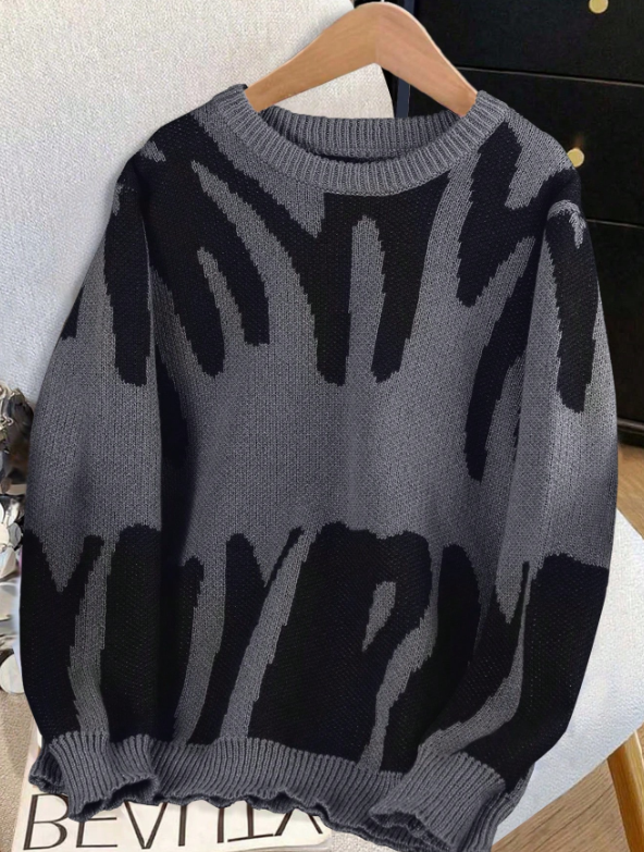 Pink & White Abstract Knit Sweater – Cozy Winter Wear